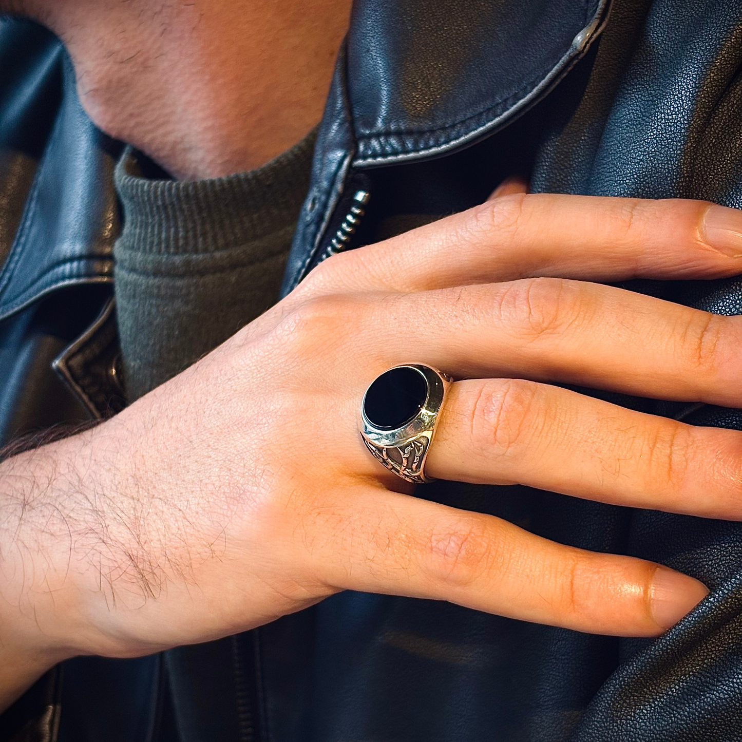 925 Sterling Silver Root Patterned Round Black Onyx Stone Men's Ring