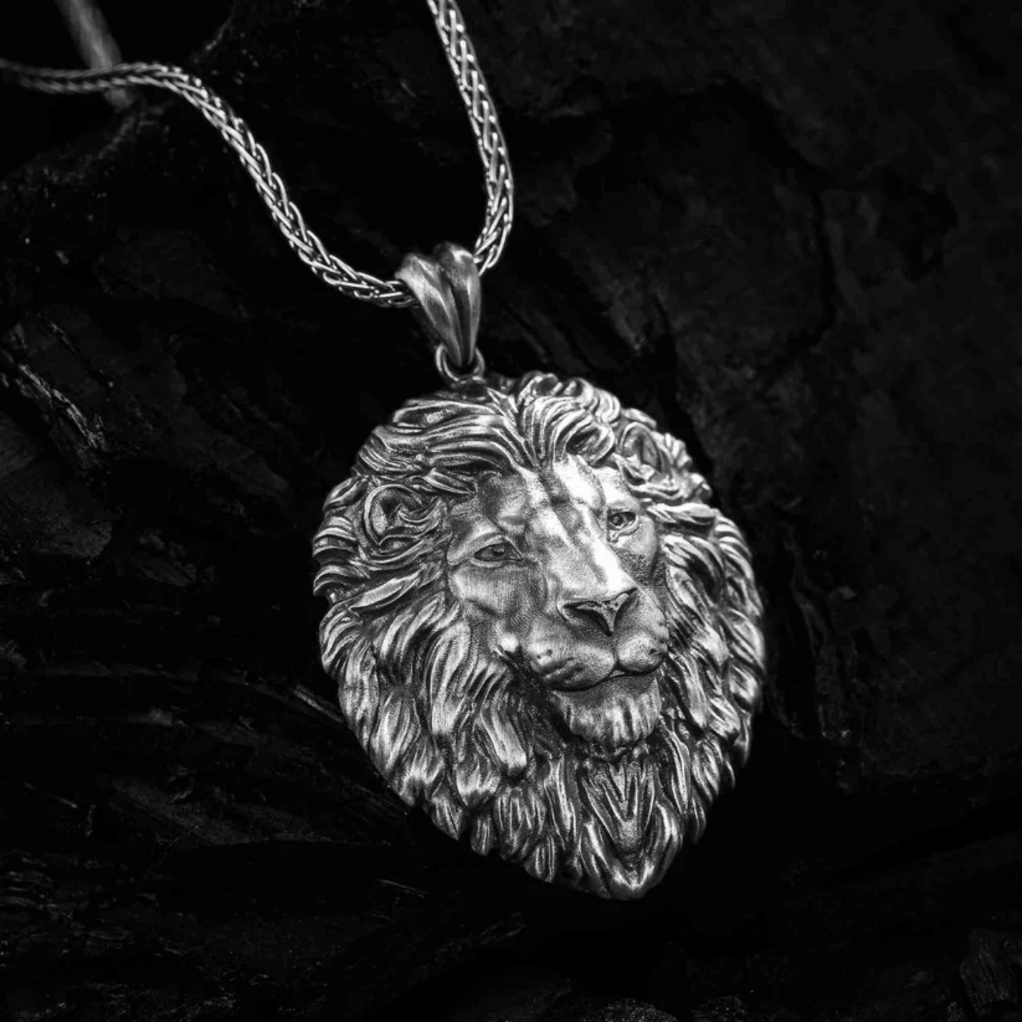 925 Ayar Gümüş Aslan Erkek Kolye